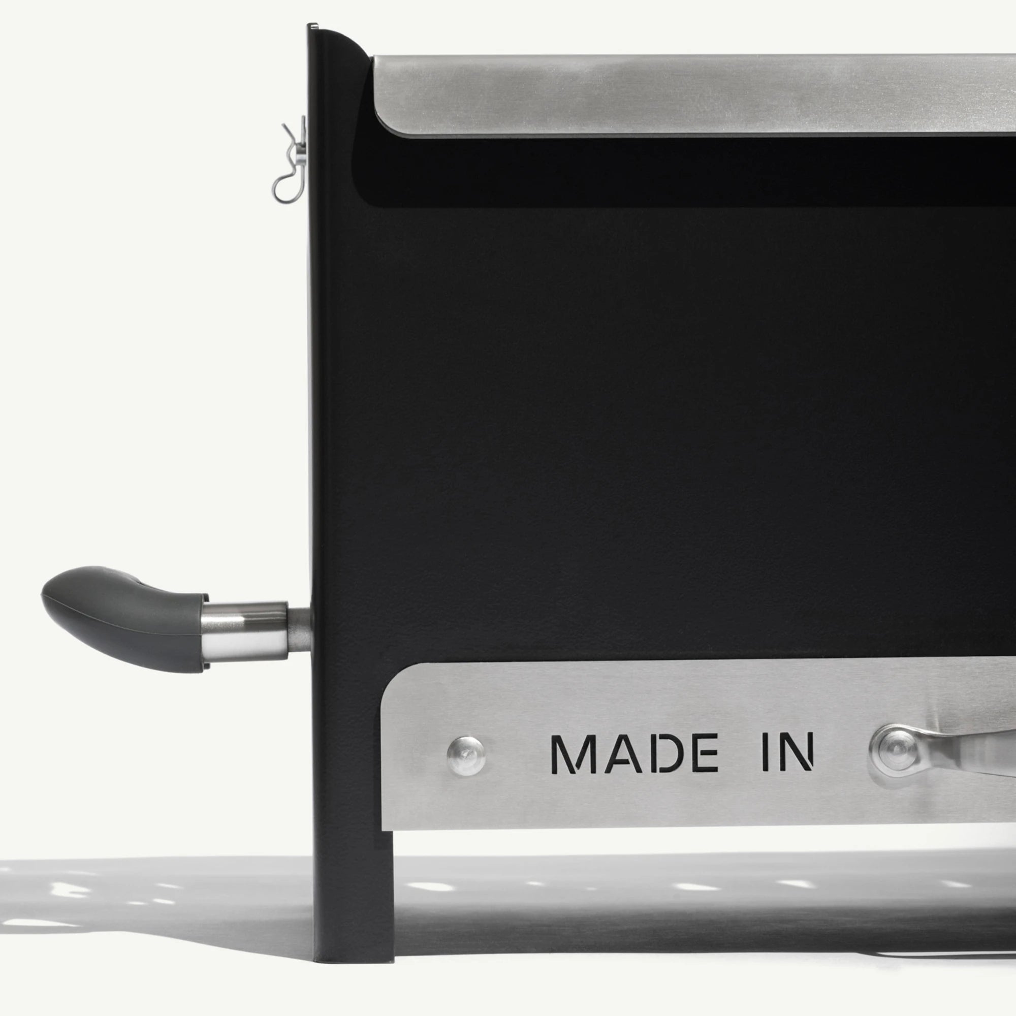 Made In Grill Secondary image