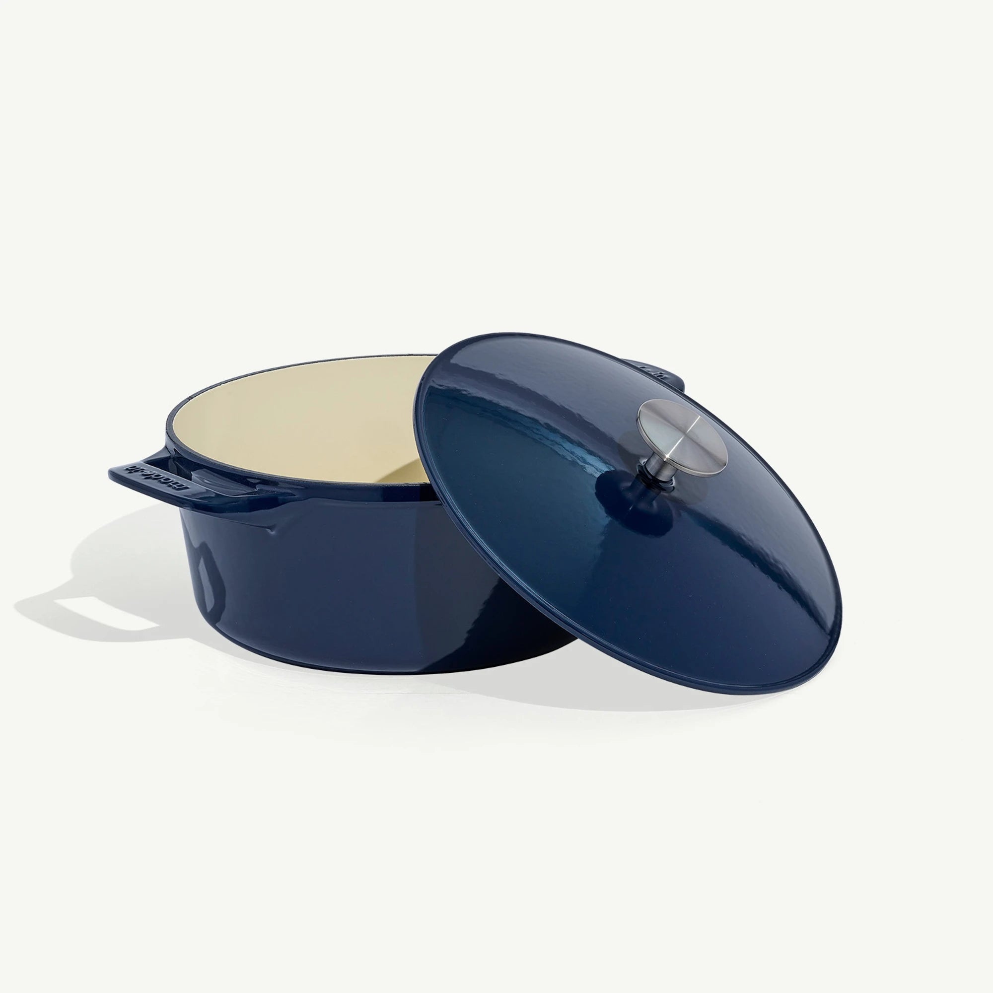 Round Enameled Cast Iron Dutch Oven Secondary image