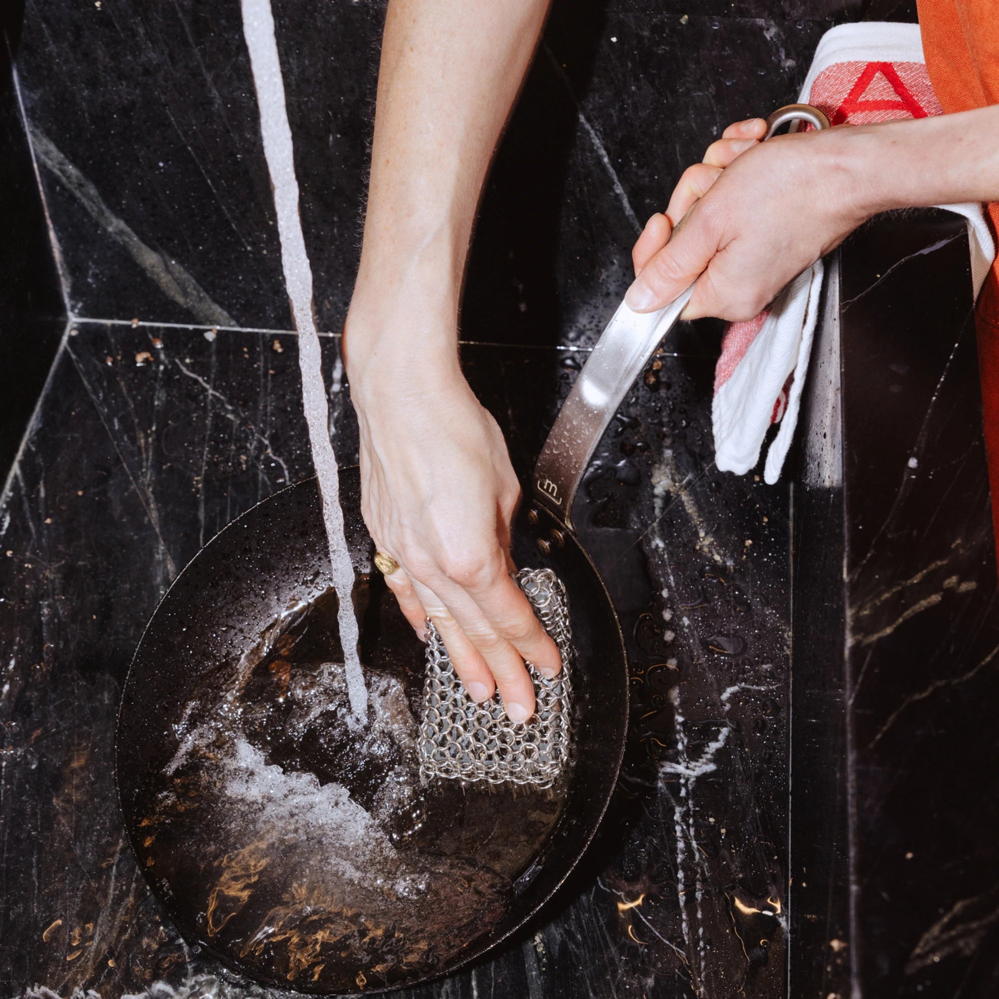 Carbon Steel/Cast Iron Cleaning Set Secondary image
